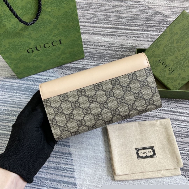 G*u*i wallets & purse